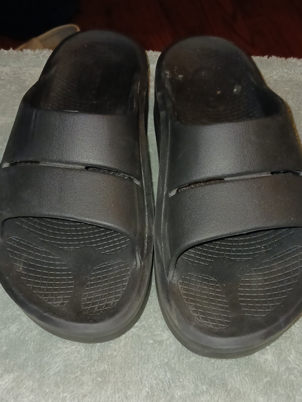 Women"s OOFOS Sandles